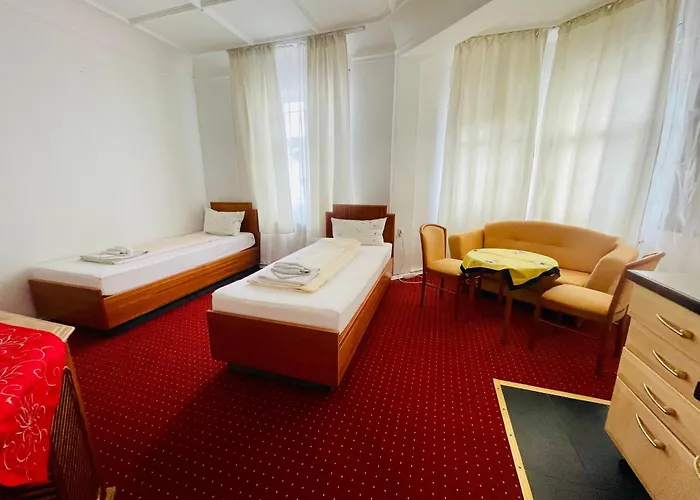 Pension De Lux Augsburg