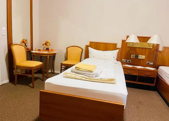 Pension De Lux Augsburg